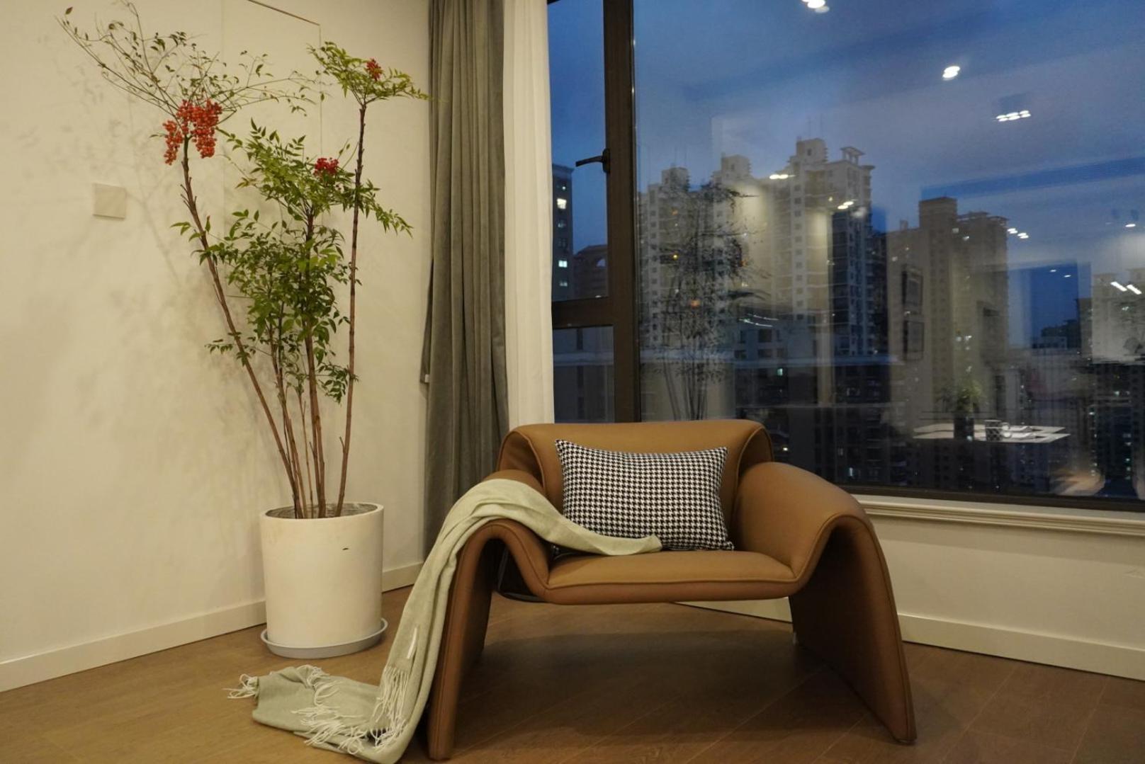 Eastern Hub - Bund Branch New West Door 2 Bedrooms Big House Apartment