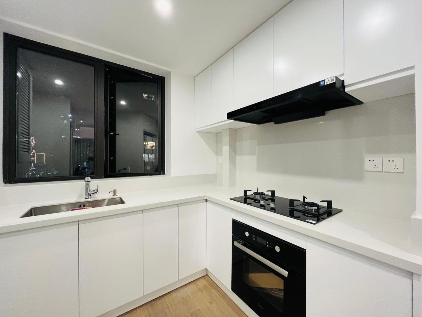 Eastern Hub - Bund Branch New West Door 2 Bedrooms Big House * Shanghai